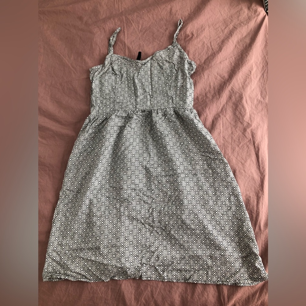 Cute printed dress!